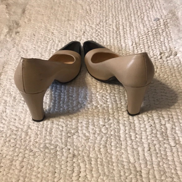 Shoes - Picture 2 of 3